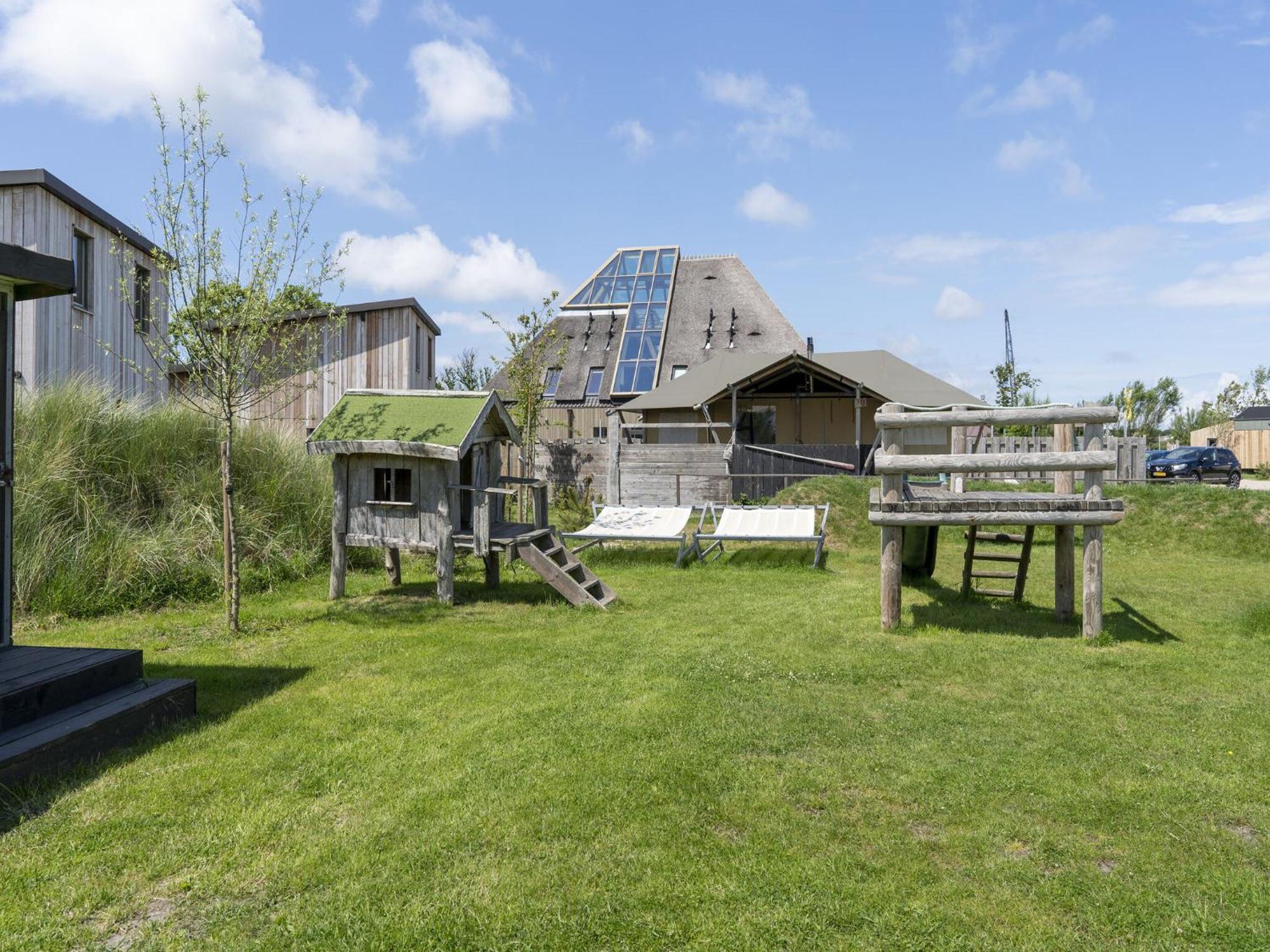 Quaint Bungalow In Callantsoog With Garden Zewnętrze zdjęcie